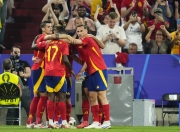 开云体育-西班牙队战平比赛，实力依旧稳健