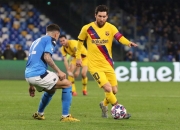 开云平台-包含勒沃库森险胜巴萨，皮克关键制胜的词条