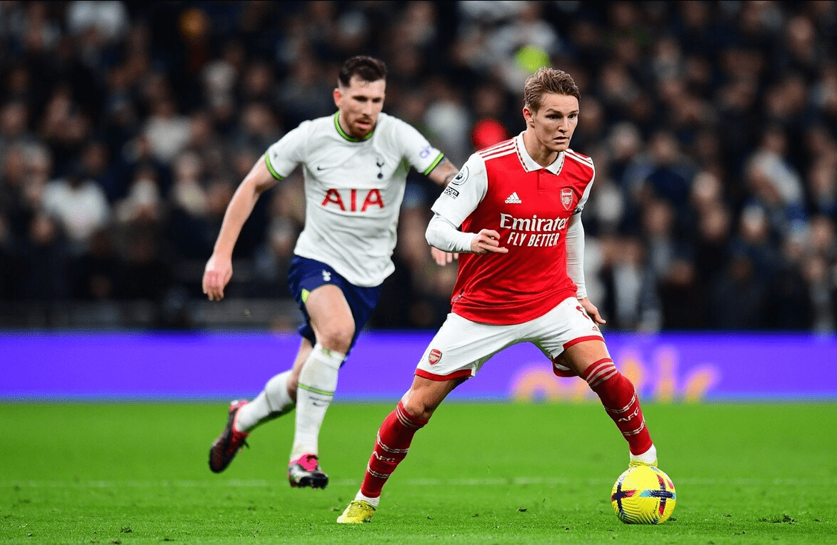 包含瑞典完胜秘鲁,厄德高完成帽子戏法的词条 包含瑞典完胜秘鲁,厄德高完成帽子戏法的词条