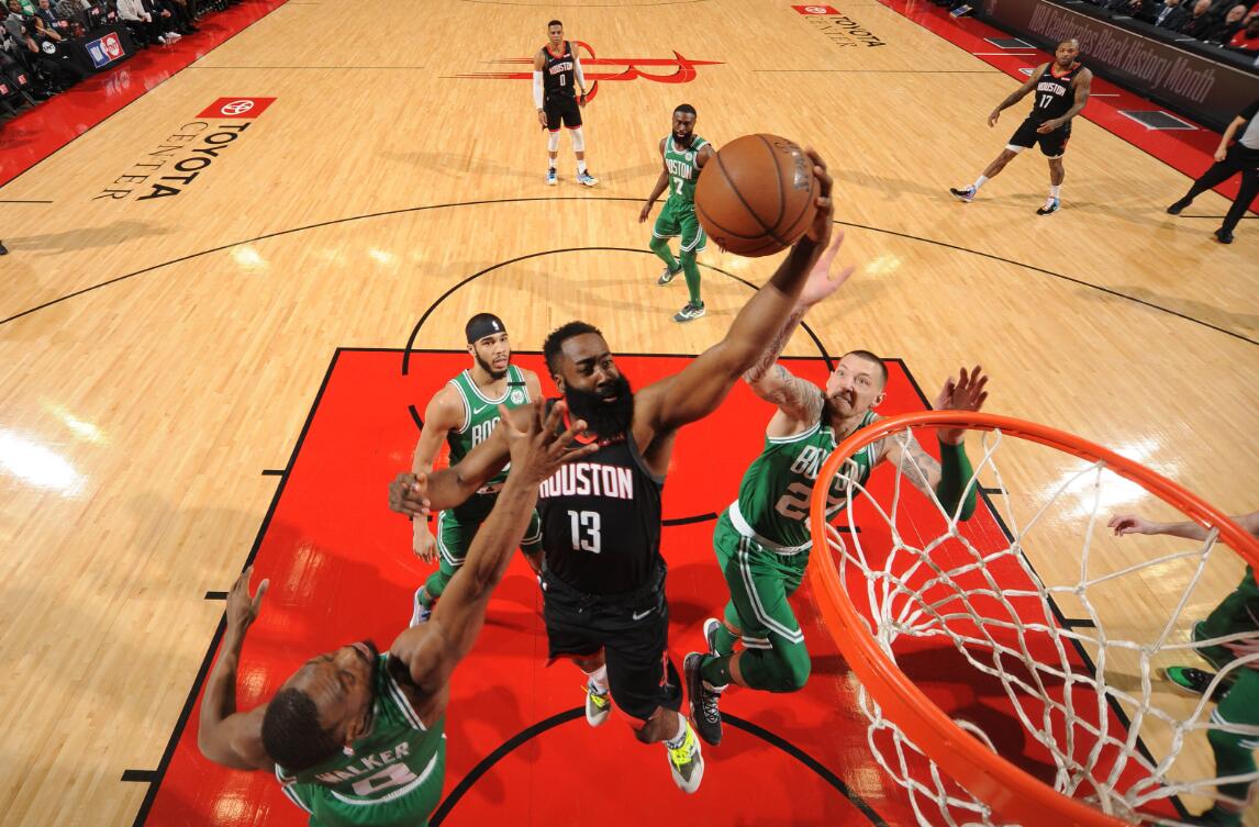 凯尔特人碾压火箭,萨博尼斯打破历史纪录 凯尔特人碾压火箭,萨博尼斯打破历史纪录