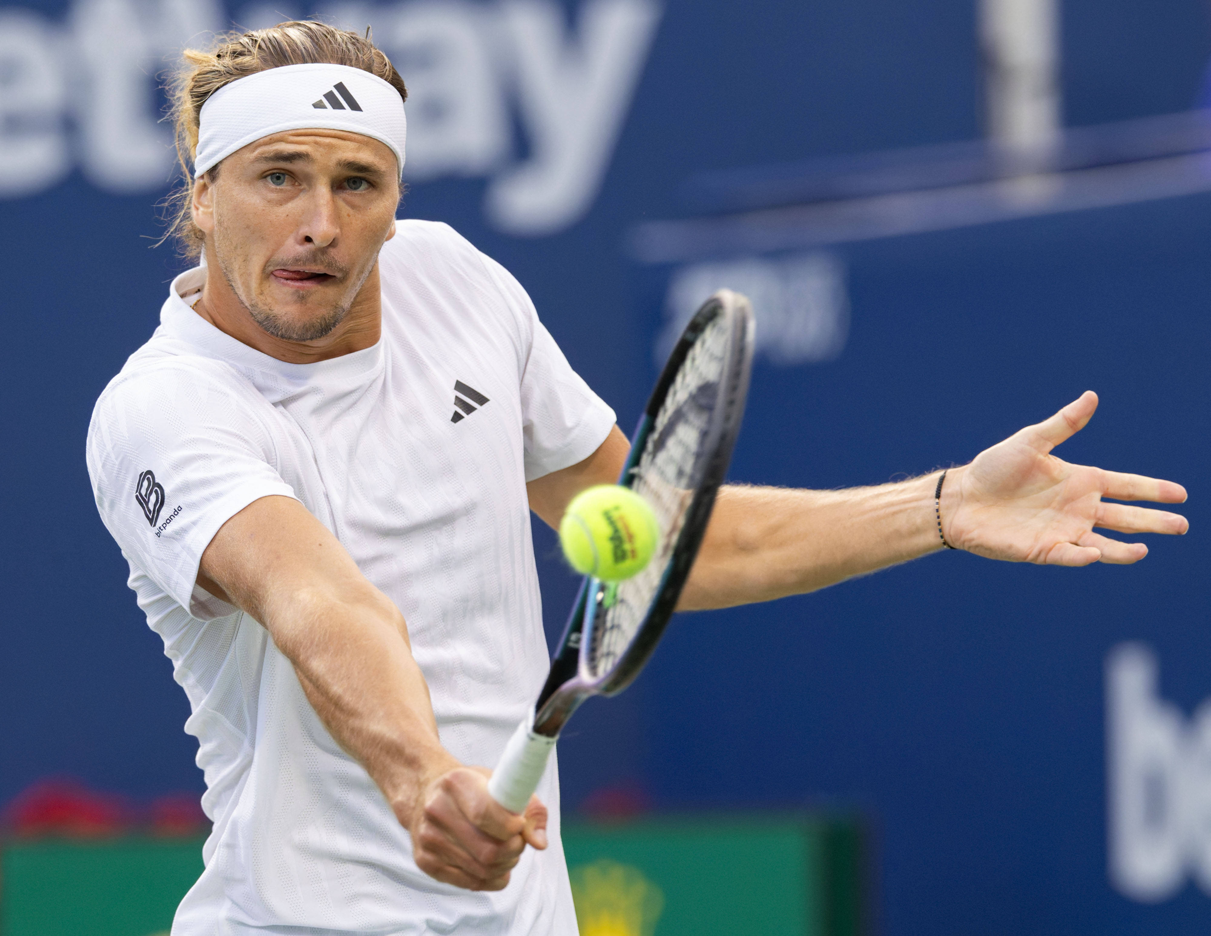 法国网球队爆冷西班牙网球队,兹维列夫关键制胜的简单介绍 法国网球队爆冷西班牙网球队,兹维列夫关键制胜的简单介绍