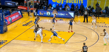 勇士大将异常发挥,单节砍下30分搏命逆转 勇士大将异常发挥,单节砍下30分搏命逆转