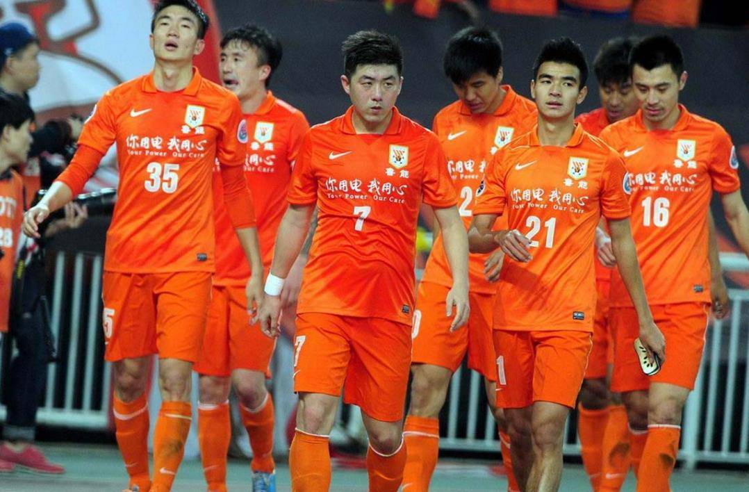 鲁能全队士气高涨,积分攀升继续冲击联赛前列的简单介绍 鲁能全队士气高涨,积分攀升继续冲击联赛前列的简单介绍