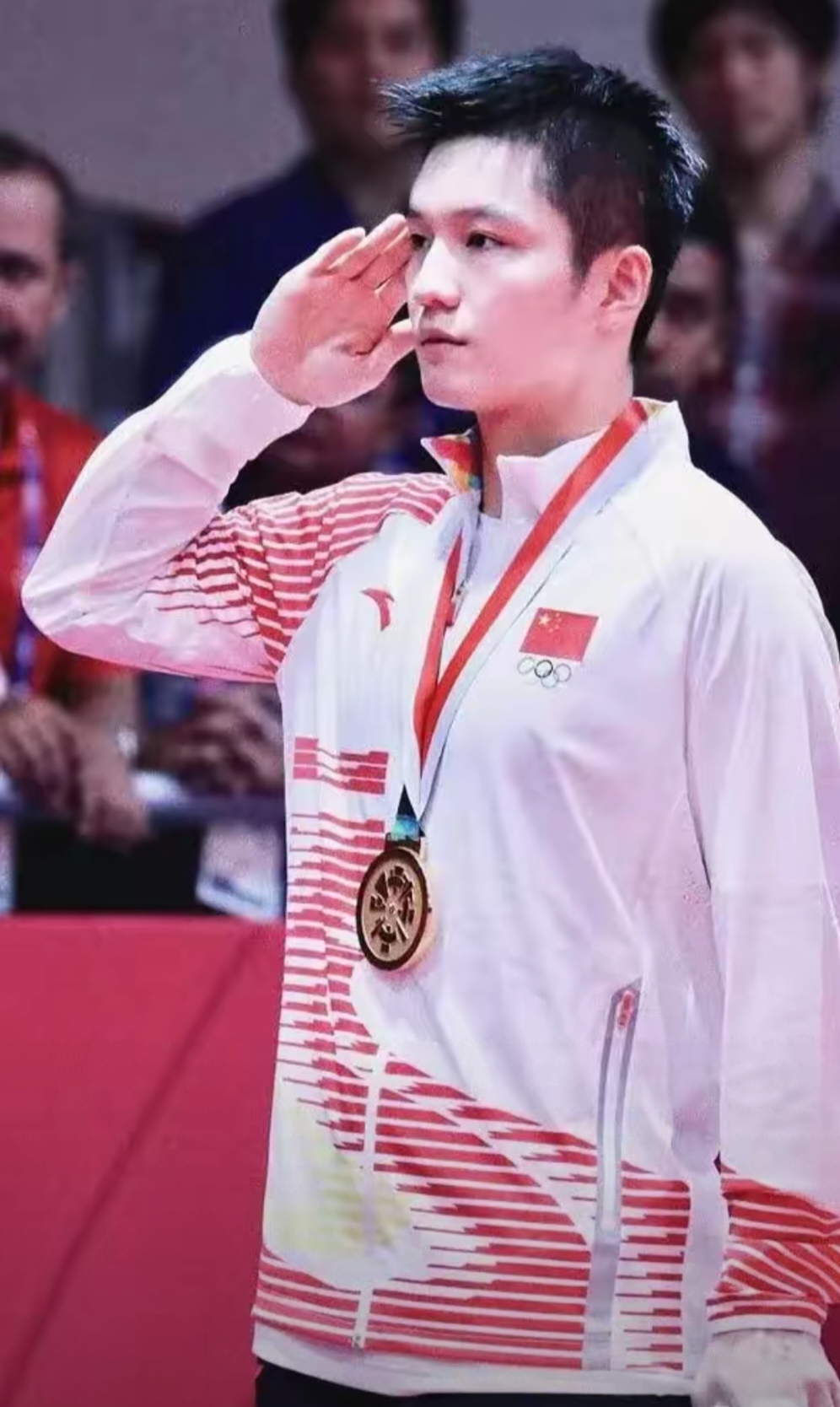 运动员在比赛中展现了出色的耐心与毅力 运动员在比赛中展现了出色的耐心与毅力