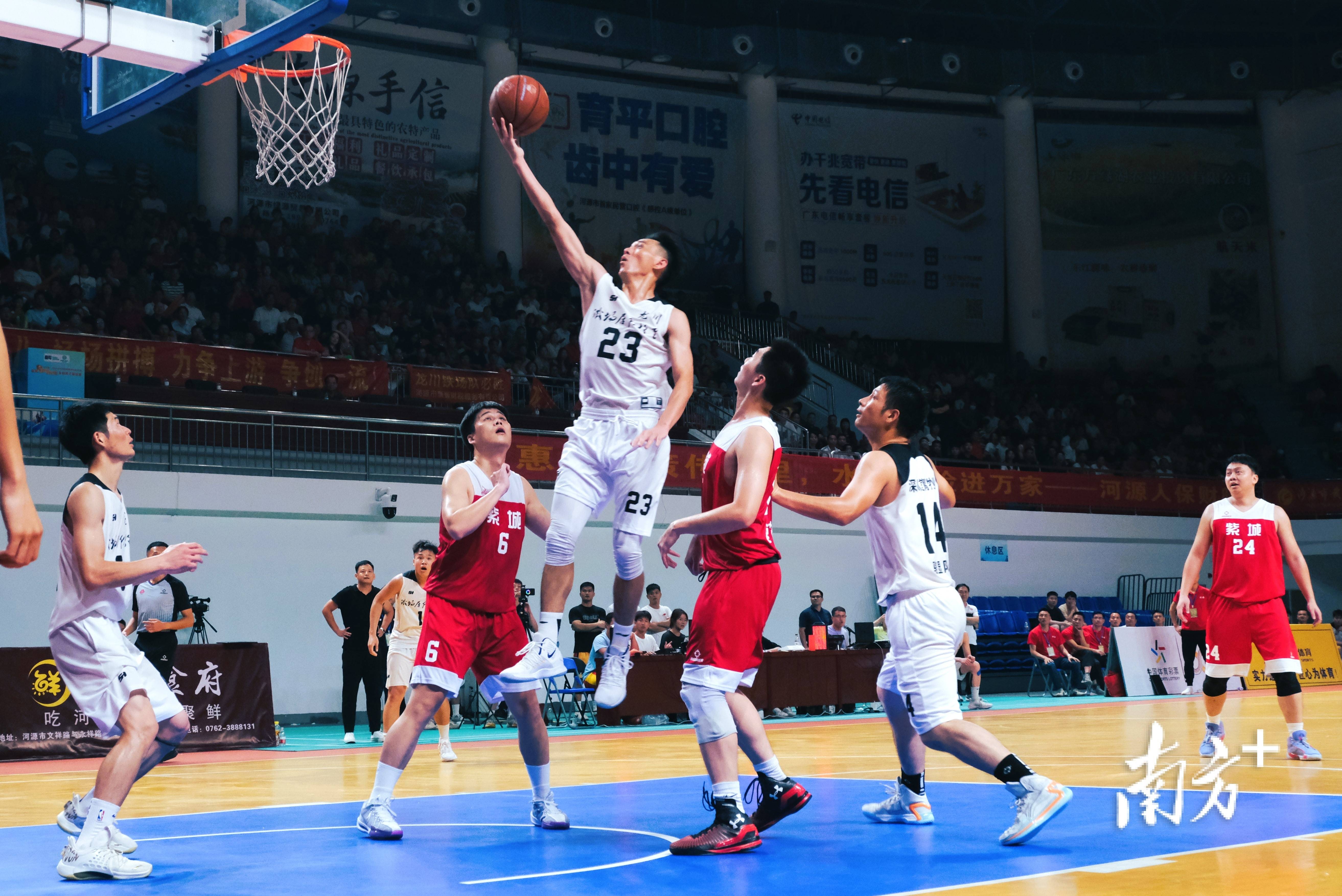 关于篮球职业聚焦赛事精彩瞬间,球员实力强劲的信息 关于篮球职业聚焦赛事精彩瞬间,球员实力强劲的信息