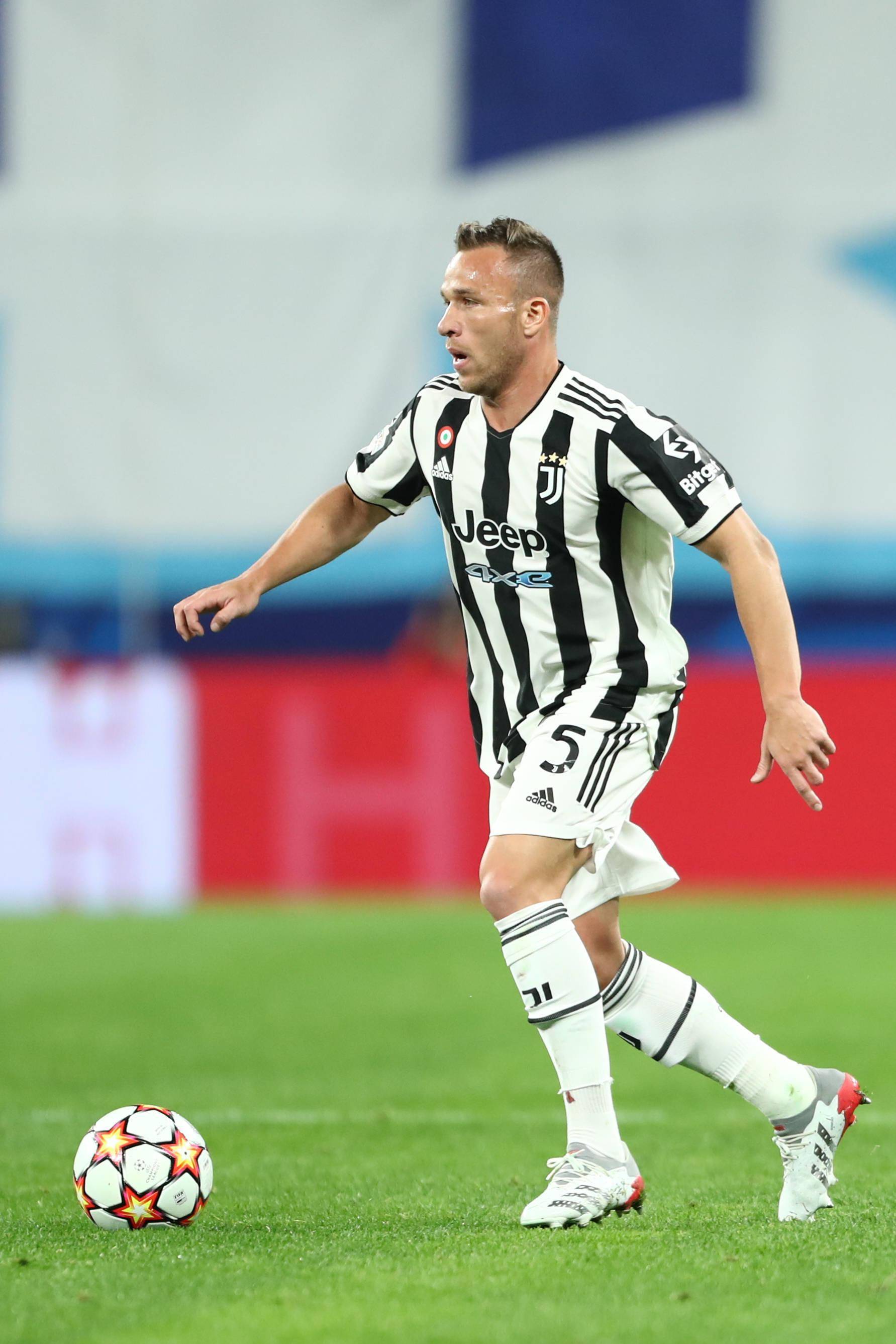 尤文图斯主场胜雷恩,小组头名成定局 尤文图斯主场胜雷恩,小组头名成定局