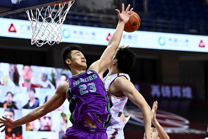 包含四川队反超取胜,长时间激烈对攻惊险收官的词条 包含四川队反超取胜,长时间激烈对攻惊险收官的词条