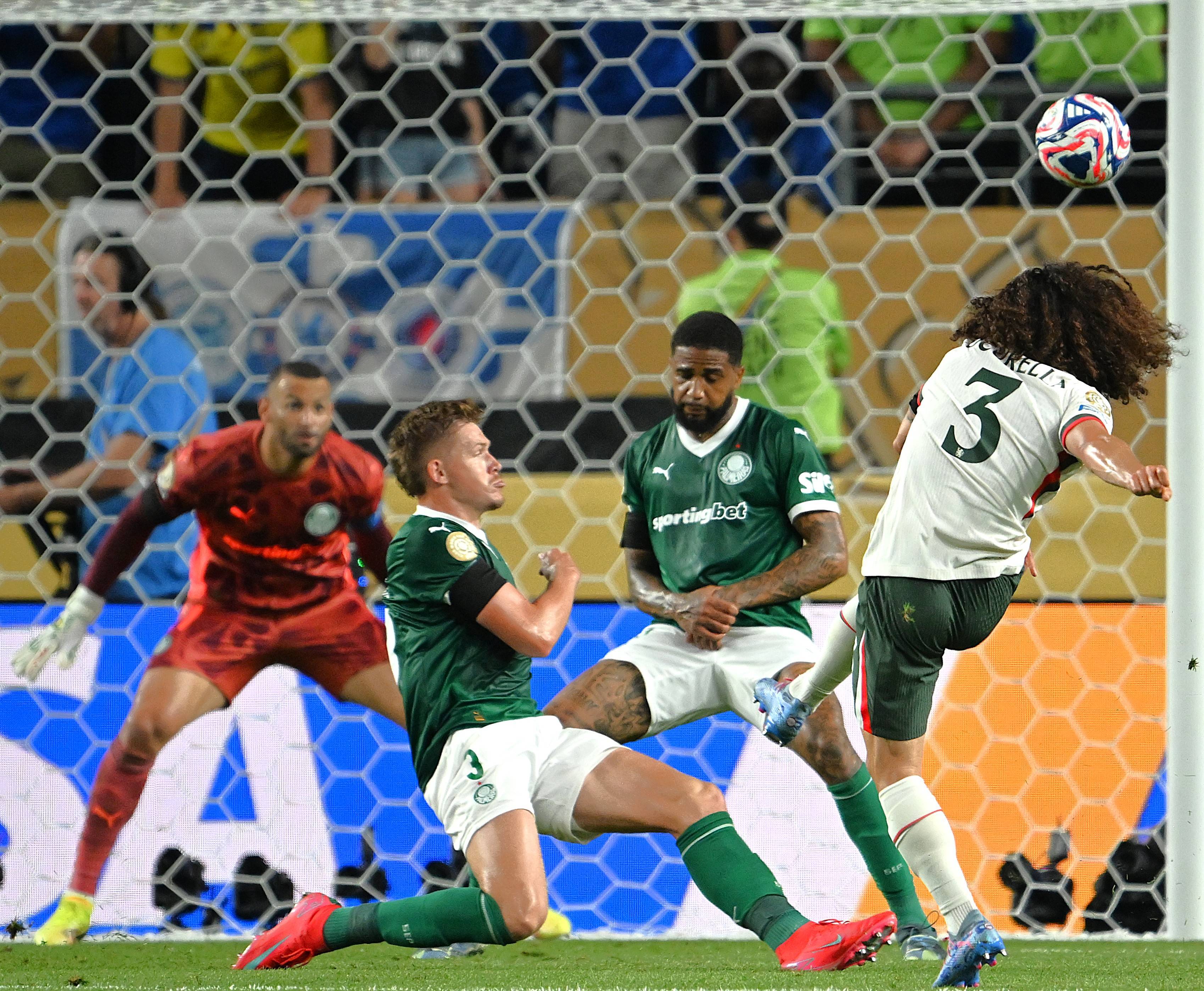 切尔西客场战胜狼队,保持四连胜 切尔西客场战胜狼队,保持四连胜