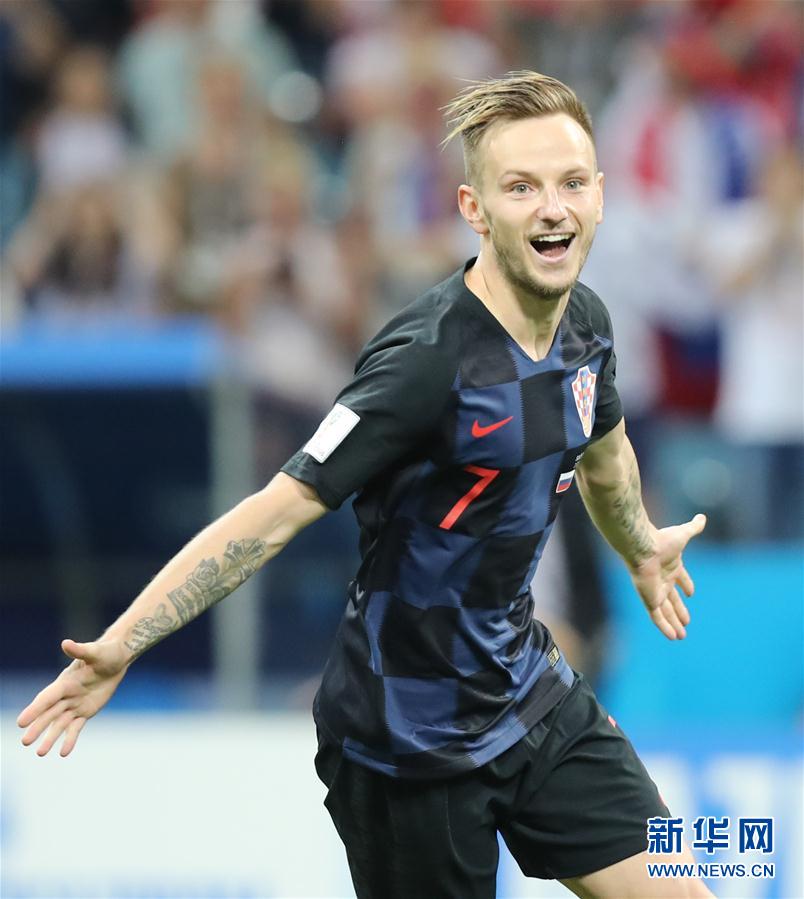 包含克罗地亚客场负于西班牙，晋级形势愈发严峻的词条