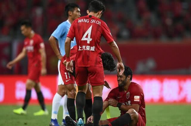 建业主场负于恒大，积分榜跌至第五的简单介绍