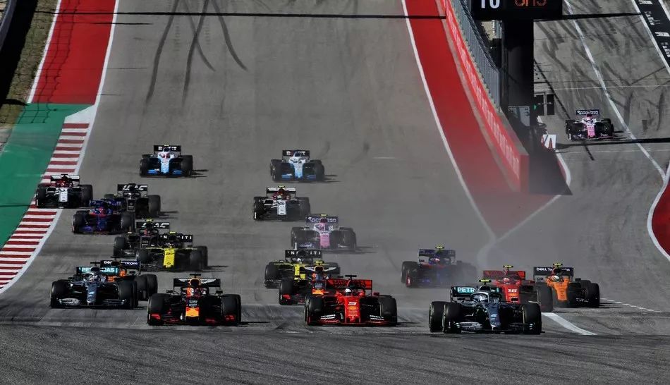 关于威廉姆斯险胜哈斯车队,汉密尔顿带队取胜的信息 关于威廉姆斯险胜哈斯车队,汉密尔顿带队取胜的信息