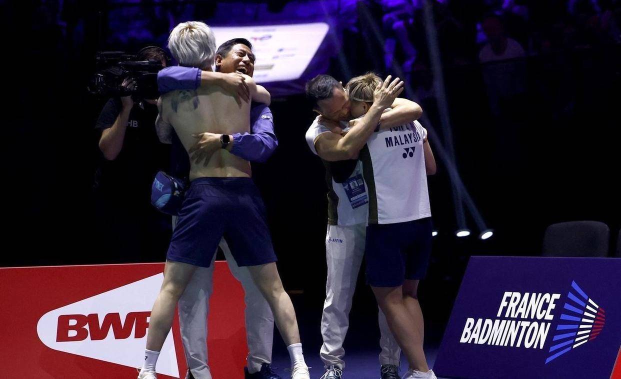 丹麦队鏖战泰国队,安赛龙统治全场 丹麦队鏖战泰国队,安赛龙统治全场