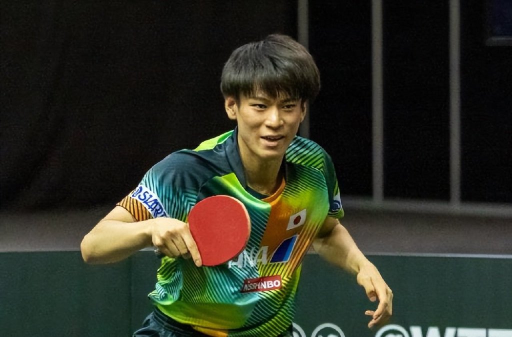 英格兰队逆转日本队，马龙刷新纪录