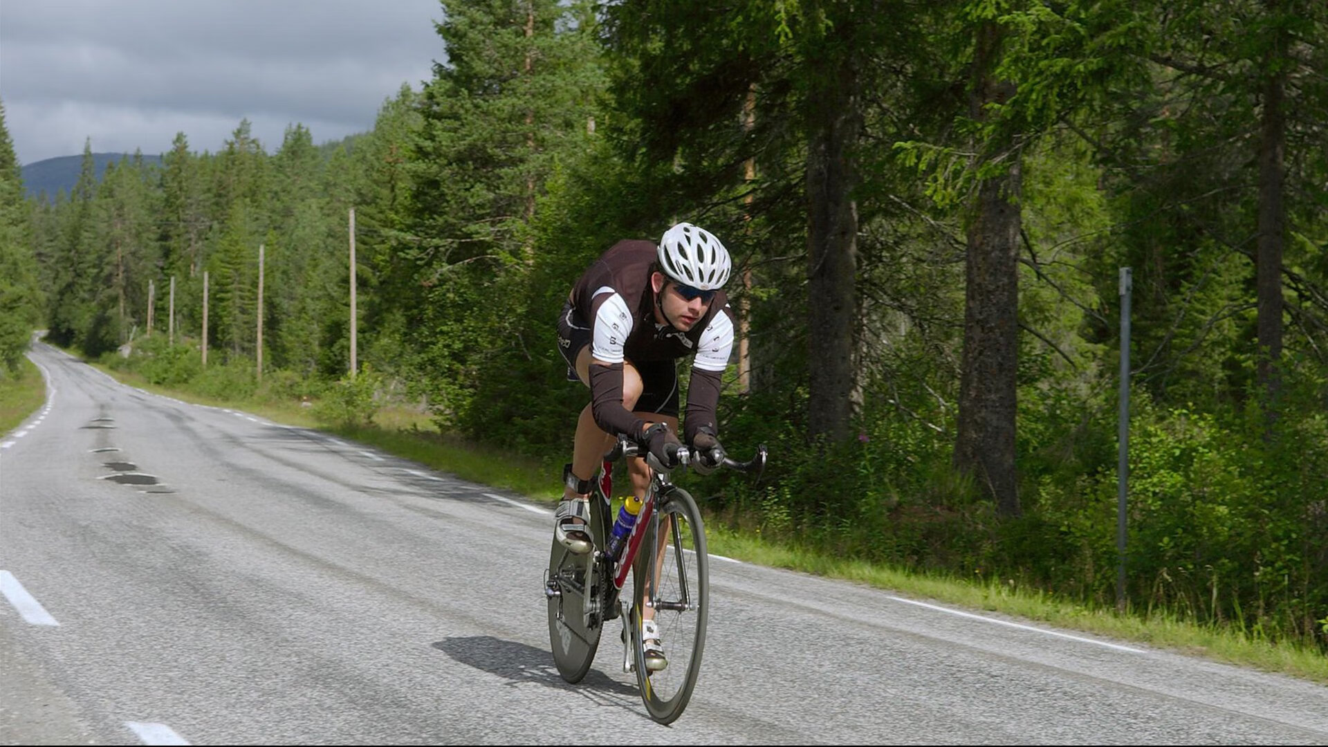 赛道与球场，双星闪耀的传奇之夜