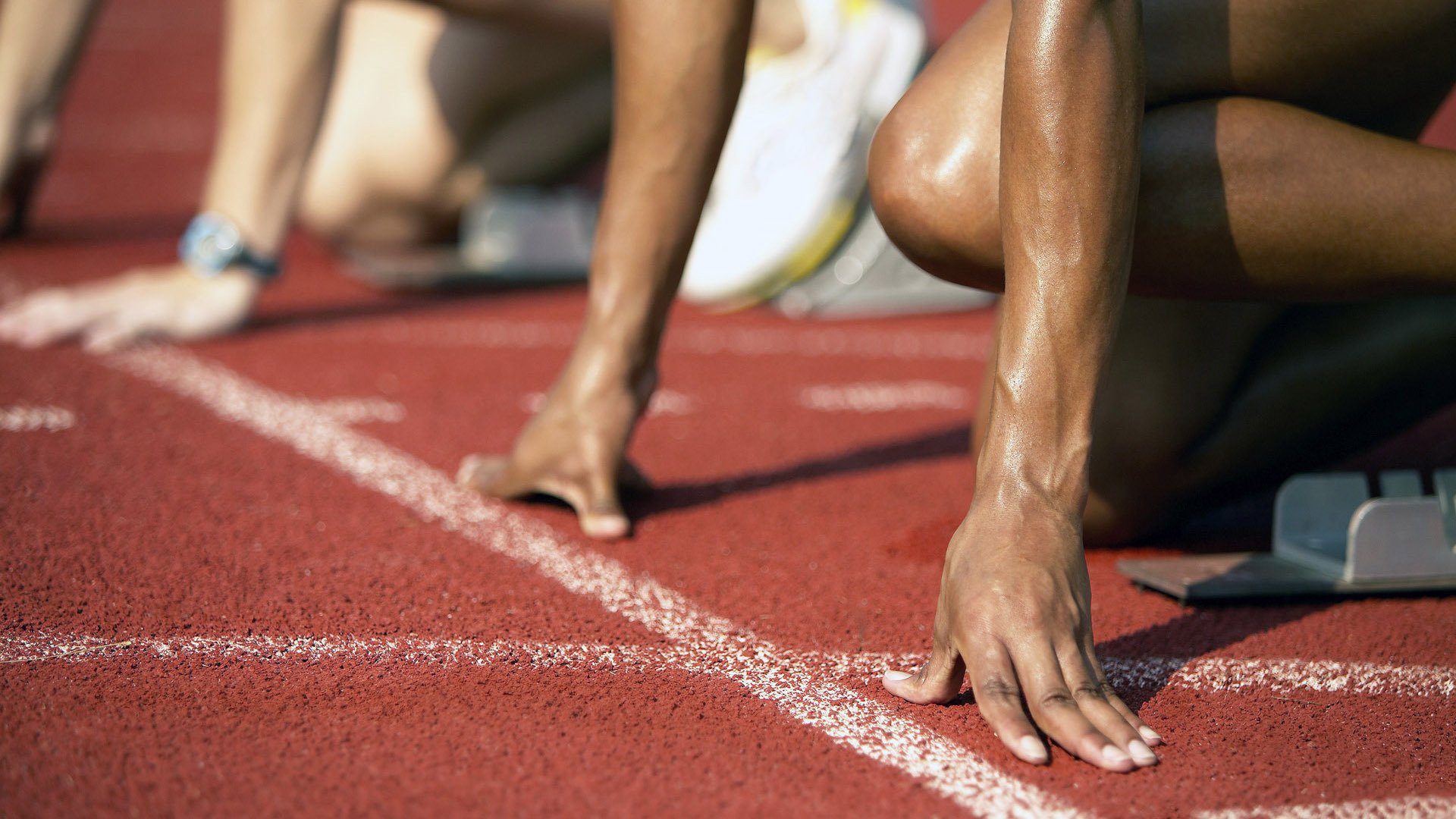 若日尼奥点射定乾坤，比利亚雷亚尔终结尼日利亚黑马神话